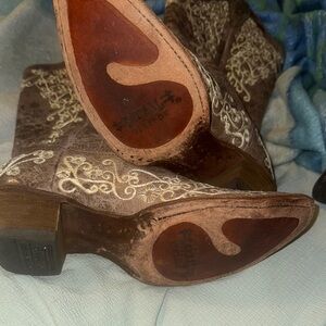 Corral Brown Heeled Boots with Western Flair